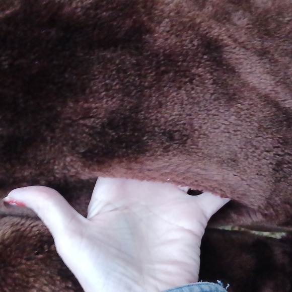 EUC, Vintage Sheered Beaver Fur coat size med/large. LUXURY - Picture 4 of 16